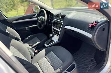 Універсал Skoda Octavia 2010 в 