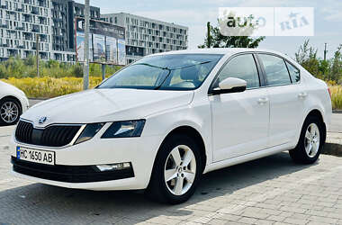 Ліфтбек Skoda Octavia 2019 в Львові