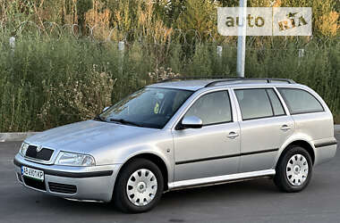 Универсал Skoda Octavia 2009 в Виннице