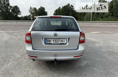 Универсал Skoda Octavia 2010 в Радивилове