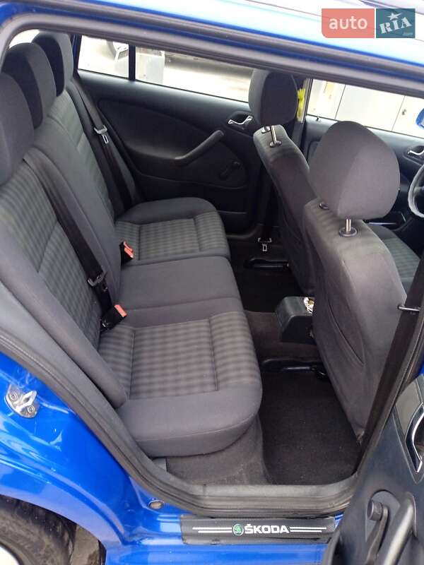 Універсал Skoda Octavia 2005 в Запоріжжі