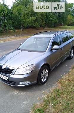 Универсал Skoda Octavia 2012 в Макарове