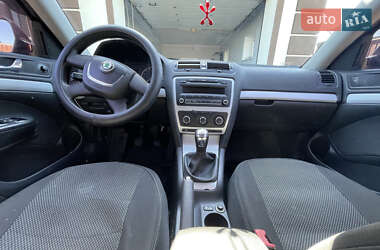 Лифтбек Skoda Octavia 2009 в 