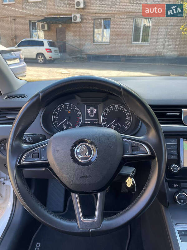 Універсал Skoda Octavia 2015 в Кривому Розі