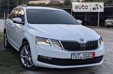 Универсал Skoda Octavia 2018 в Звягеле