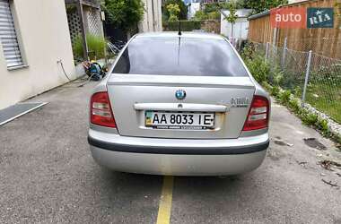 Ліфтбек Skoda Octavia 2003 в 