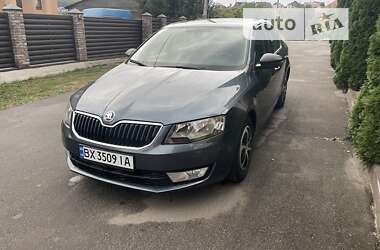 Лифтбек Skoda Octavia 2015 в Хмельницком