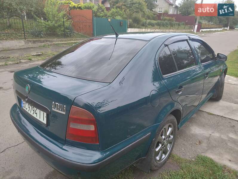 Универсал Skoda Octavia 1999 в Сокале