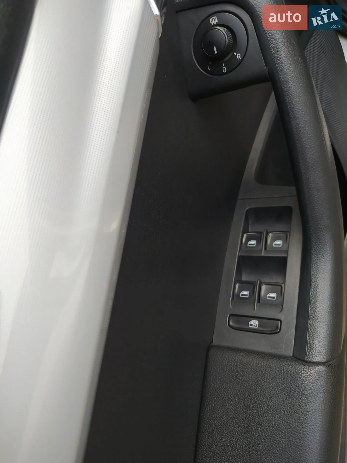 2013 Skoda Octavia - мініатюра 13