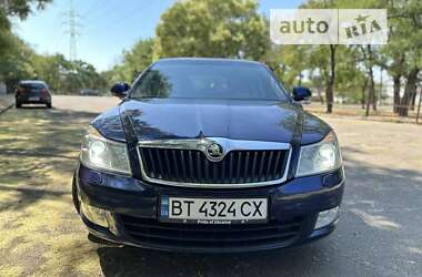 Лифтбек Skoda Octavia 2009 в 