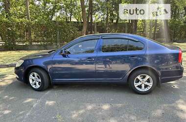 Лифтбек Skoda Octavia 2009 в 