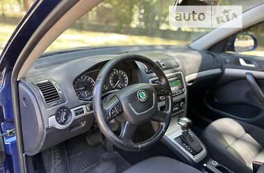 Лифтбек Skoda Octavia 2009 в 