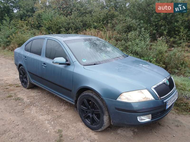 Лифтбек Skoda Octavia 2004 в Долине
