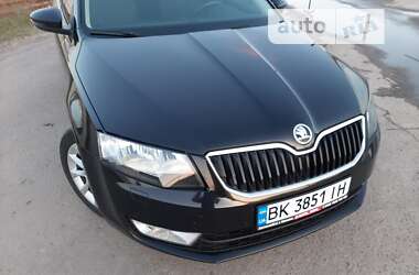 Лифтбек Skoda Octavia 2016 в Ровно