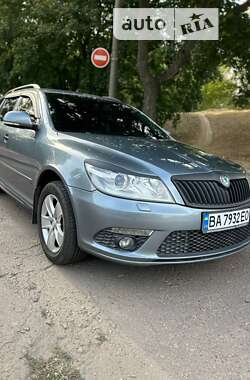 Универсал Skoda Octavia 2012 в Кропивницком