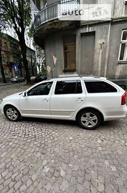 Універсал Skoda Octavia 2012 в Львові