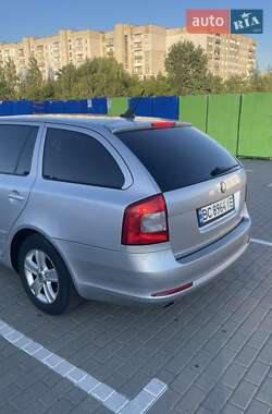 Универсал Skoda Octavia 2011 в Дрогобыче