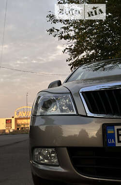 Лифтбек Skoda Octavia 2009 в Ирпене