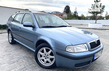 Универсал Skoda Octavia 2010 в Виннице