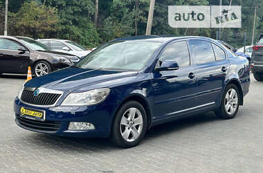 Ліфтбек Skoda Octavia 2011 в Чернівцях