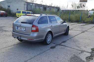 Універсал Skoda Octavia 2011 в Надвірній