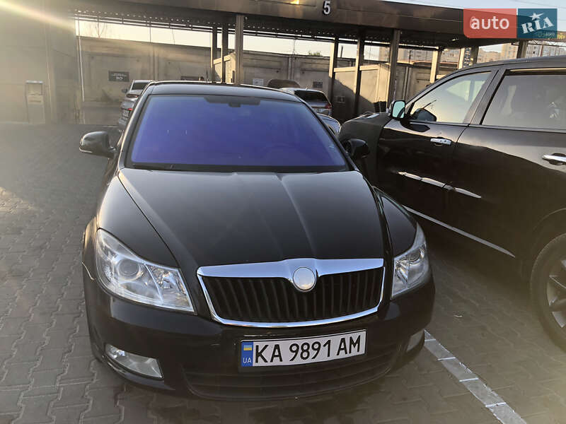 Лифтбек Skoda Octavia 2010 в Киеве