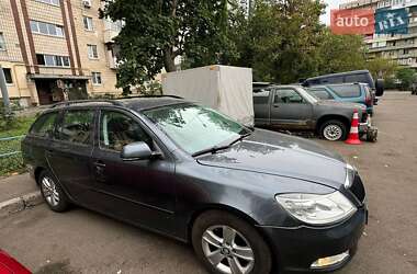 Универсал Skoda Octavia 2010 в 