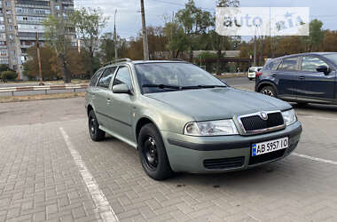 Універсал Skoda Octavia 2002 в Черкасах