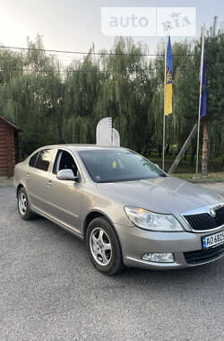 Ліфтбек Skoda Octavia 2010 в Хусті