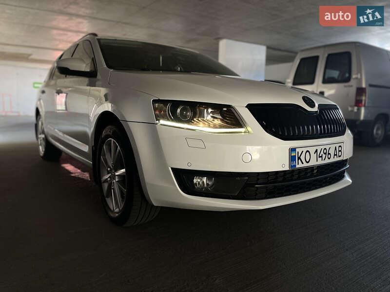 Универсал Skoda Octavia 2014 в Мукачево