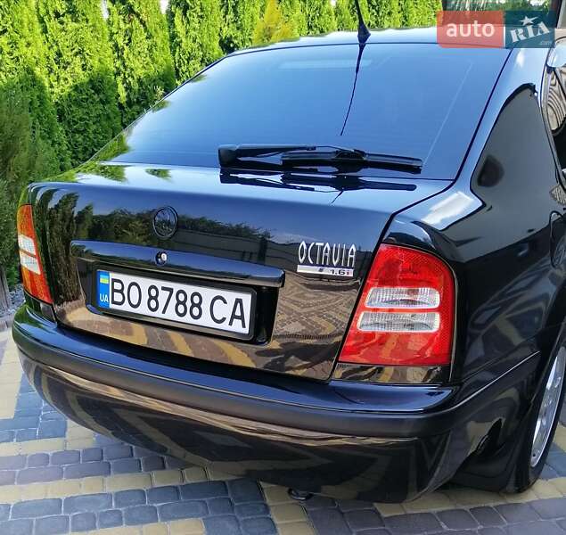Лифтбек Skoda Octavia 2002 в Тернополе