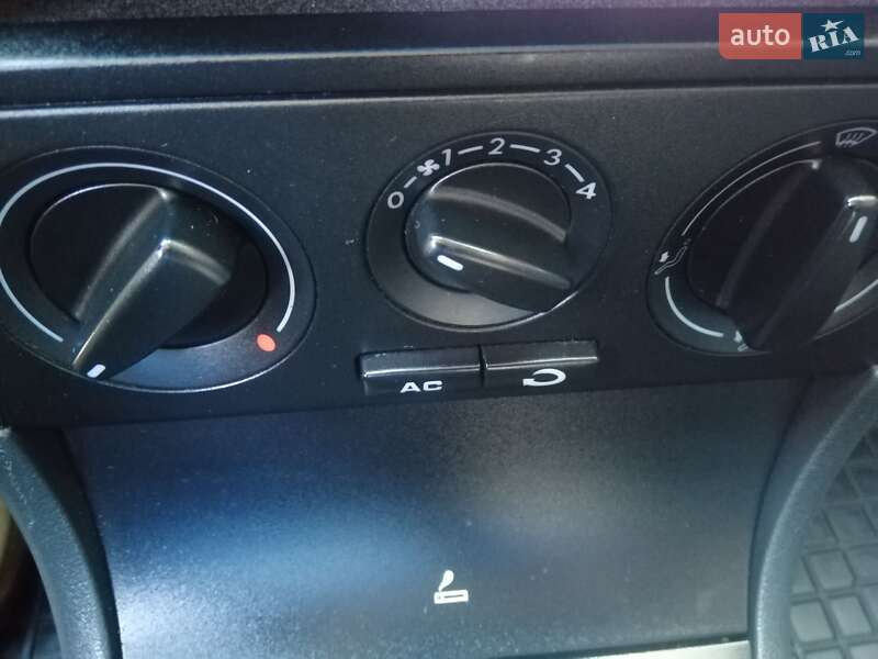 Лифтбек Skoda Octavia 2002 в Тернополе