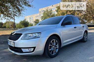 Універсал Skoda Octavia 2016 в Лозовій