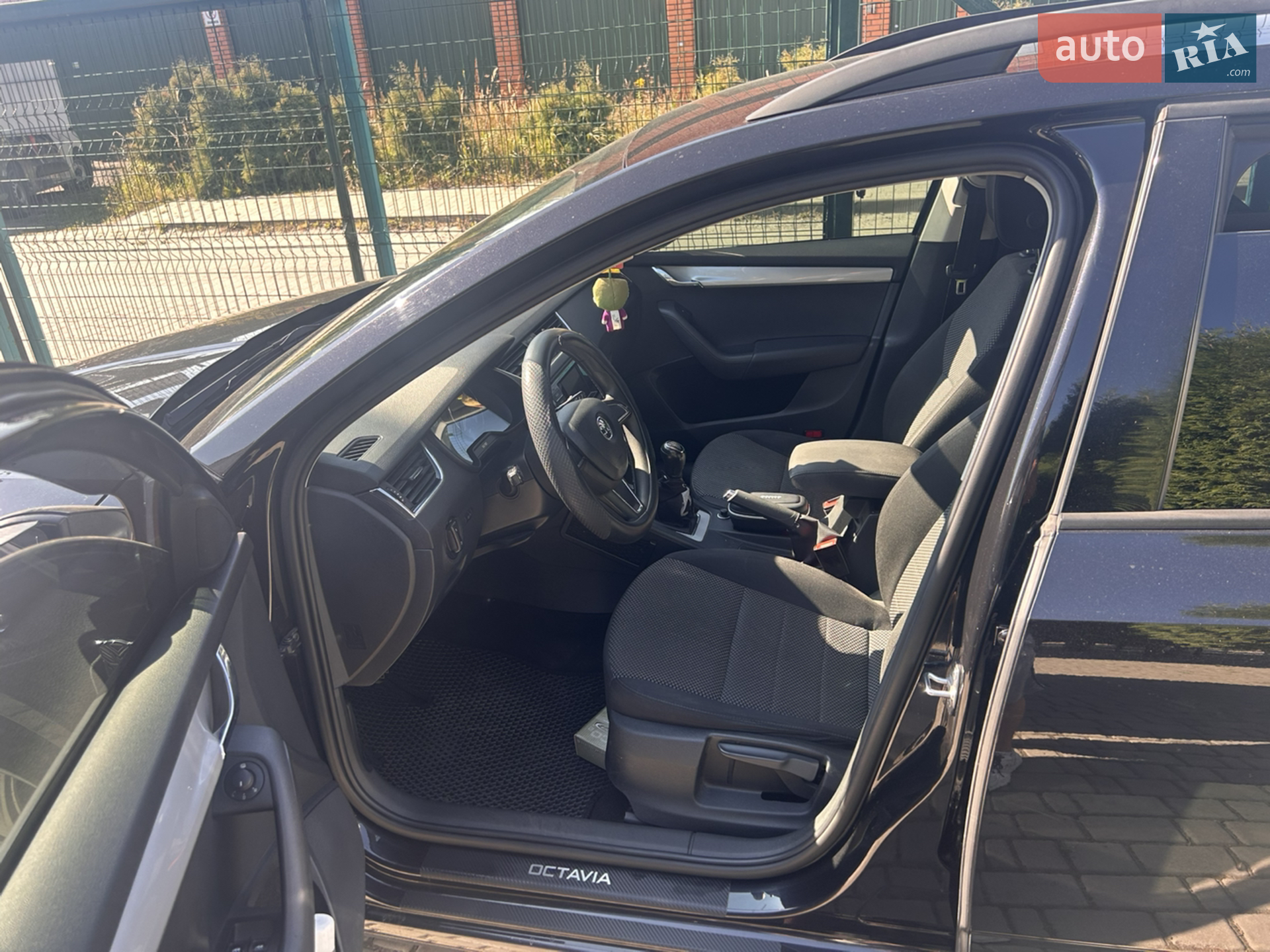 2015 Skoda Octavia - мініатюра 17