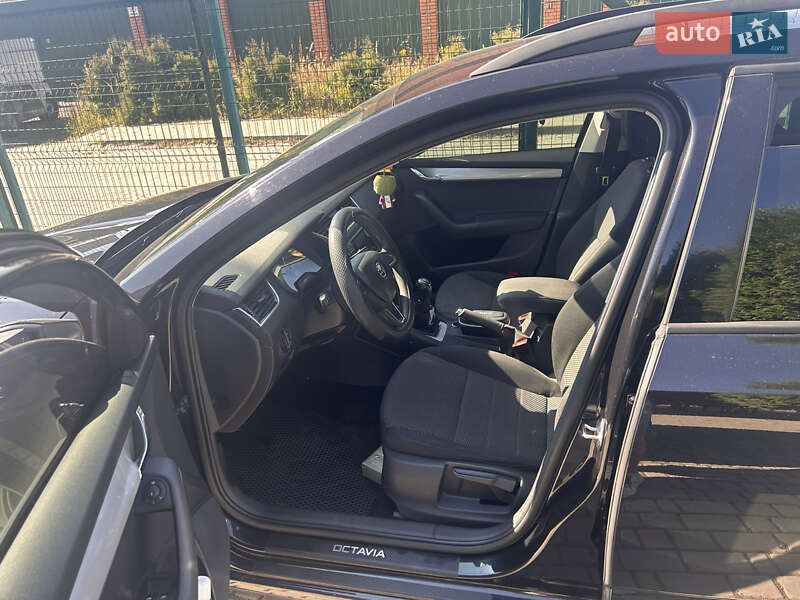 Универсал Skoda Octavia 2015 в Львове