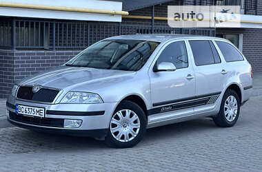 Универсал Skoda Octavia 2005 в Жовкве