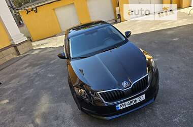 Лифтбек Skoda Octavia 2020 в Киеве