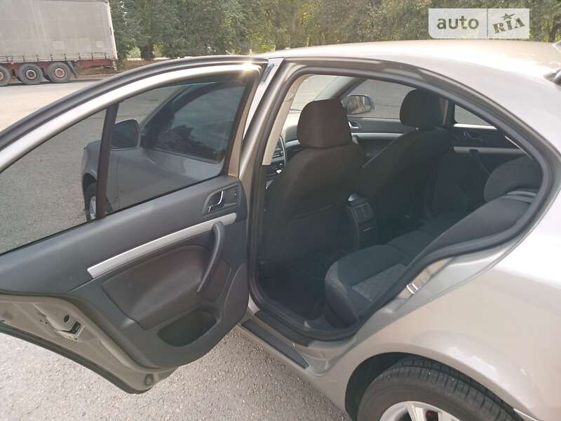 Ліфтбек Skoda Octavia 2011 в Ставищі