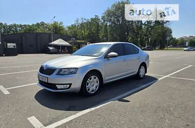 Лифтбек Skoda Octavia 2014 в Киеве