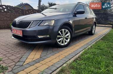 Универсал Skoda Octavia 2018 в Стрые