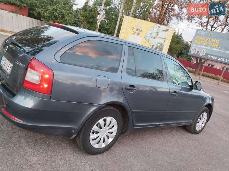 Универсал Skoda Octavia 2011 в Первомайске