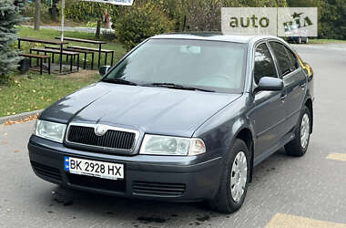 Лифтбек Skoda Octavia 2008 в Ровно