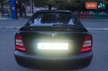 Лифтбек Skoda Octavia 2006 в 