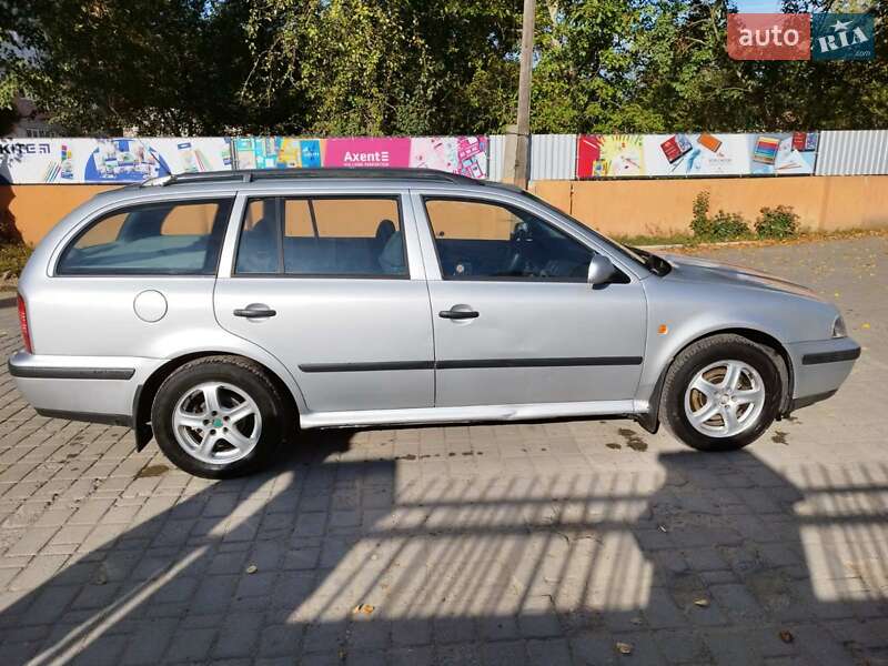 Універсал Skoda Octavia 1999 в Коломиї