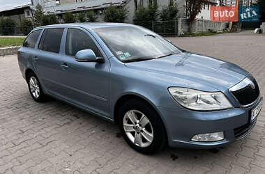 Універсал Skoda Octavia 2009 в 
