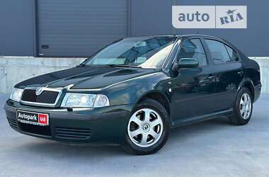 Ліфтбек Skoda Octavia 2002 в Львові