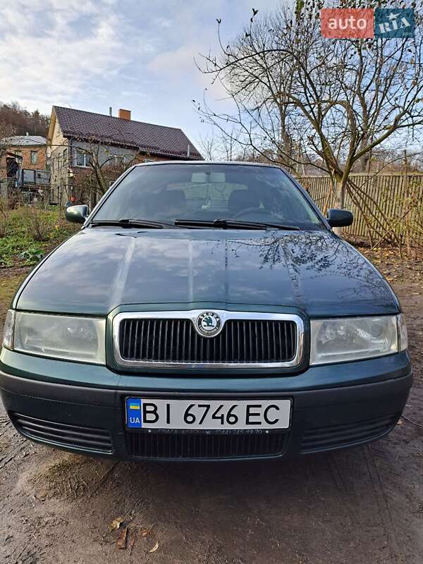 Лифтбек Skoda Octavia 2006 в Гадяче