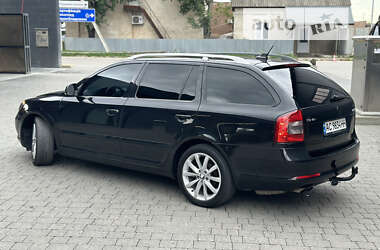 Универсал Skoda Octavia 2009 в Ужгороде