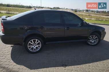 Лифтбек Skoda Octavia 2007 в Городке