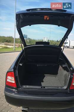 Лифтбек Skoda Octavia 2007 в Городке